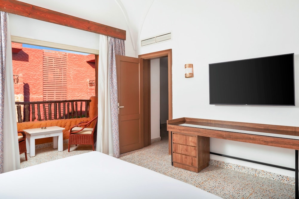 pickalbatros villaggio resort portofino marsa alam