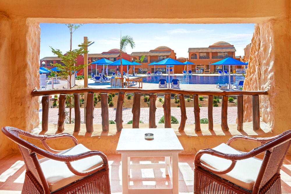 pickalbatros villaggio resort portofino marsa alam