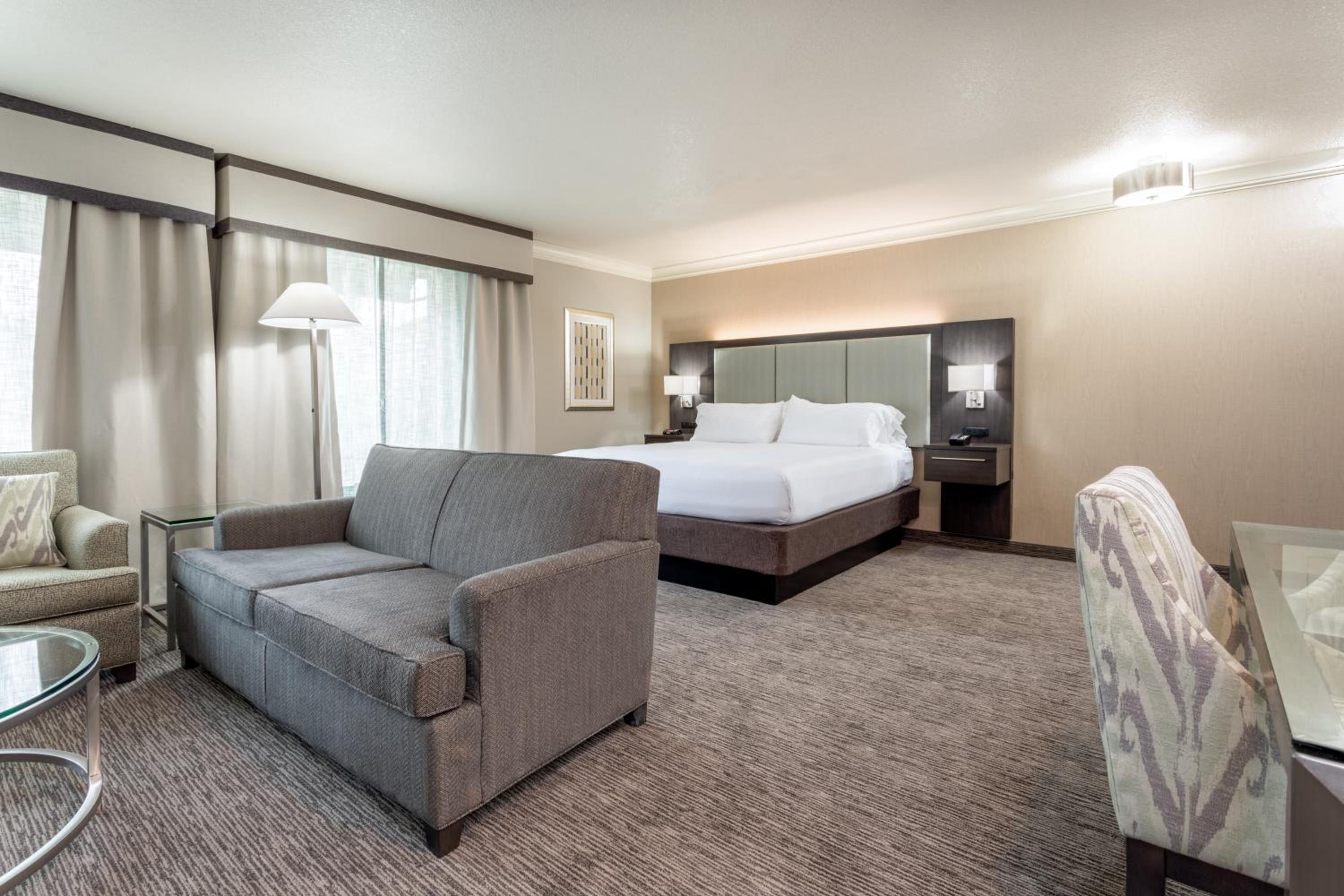 holiday inn auburn by ihg