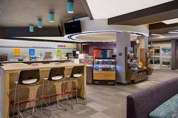 tru by hilton traverse city