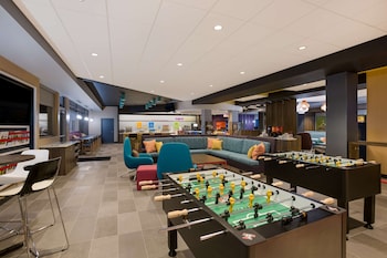 tru by hilton traverse city