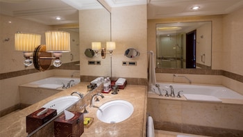 intercontinental shanghai ruijin by ihg