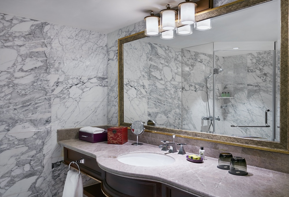 intercontinental shanghai ruijin by ihg