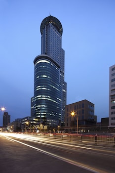 novotel shanghai atlantis