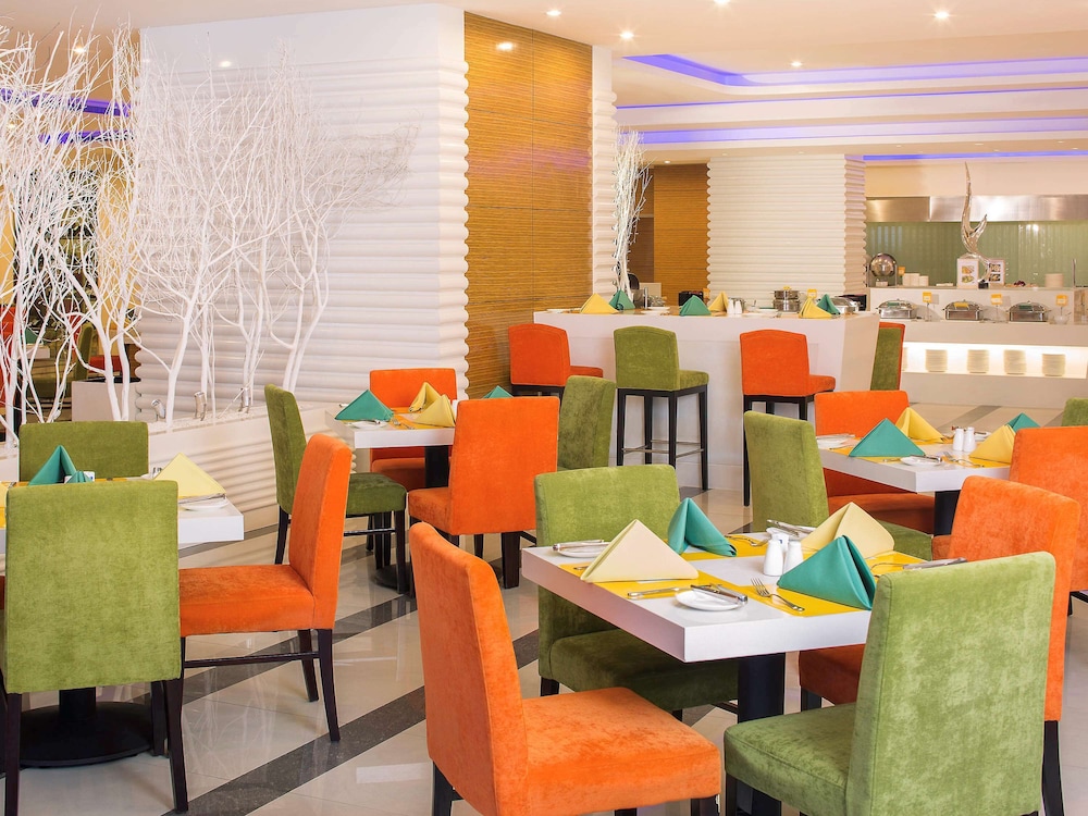 novotel shanghai atlantis