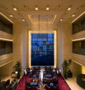 renaissance shanghai yu garden hotel on the bund