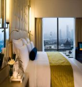 renaissance shanghai yu garden hotel on the bund