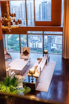 the langham shanghai xintiandi