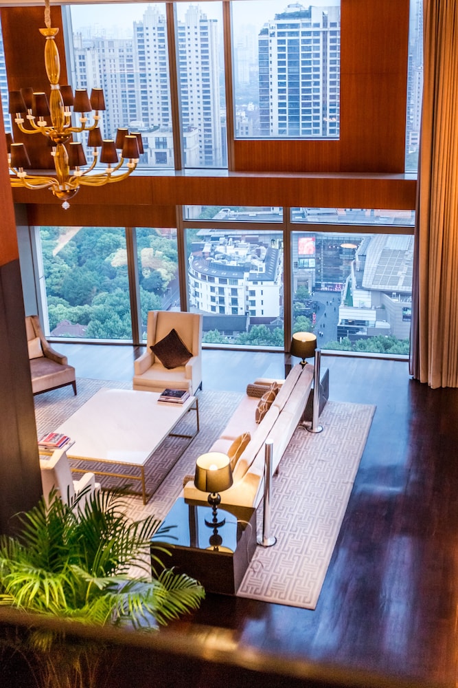 the langham shanghai xintiandi