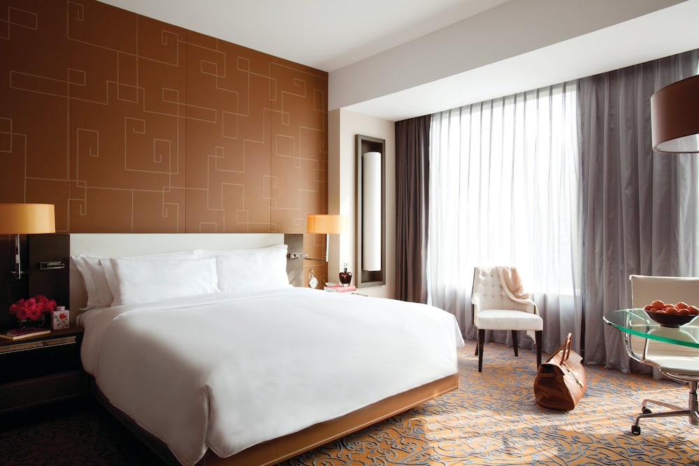 the langham shanghai xintiandi