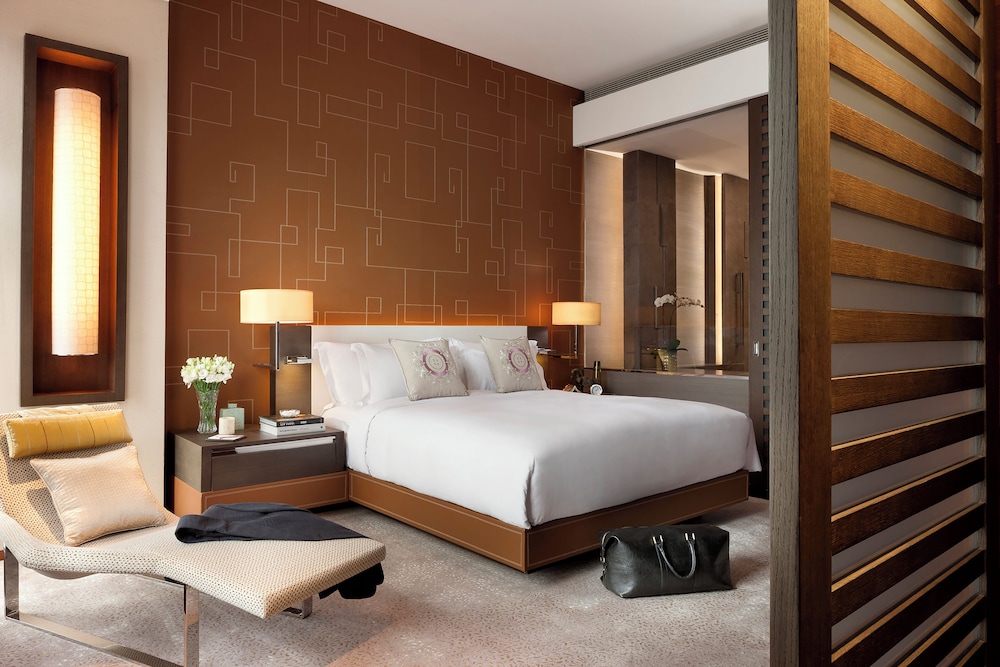 the langham shanghai xintiandi