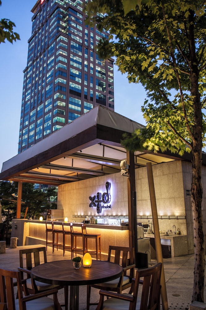 the langham shanghai xintiandi