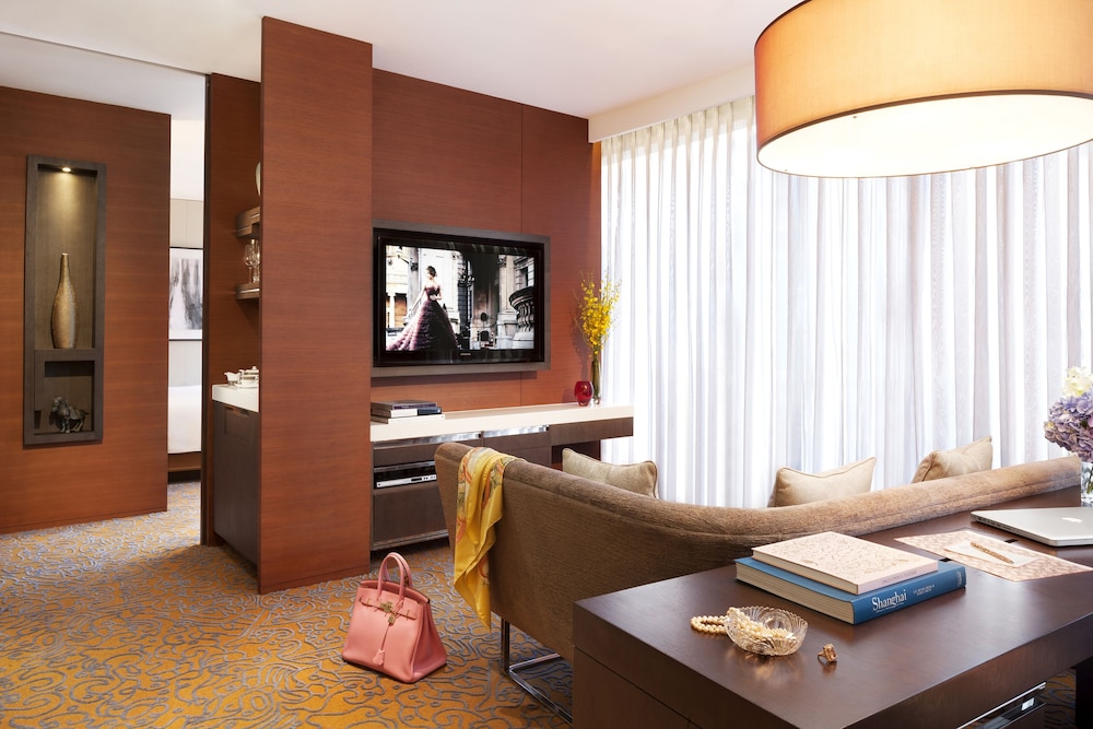 the langham shanghai xintiandi