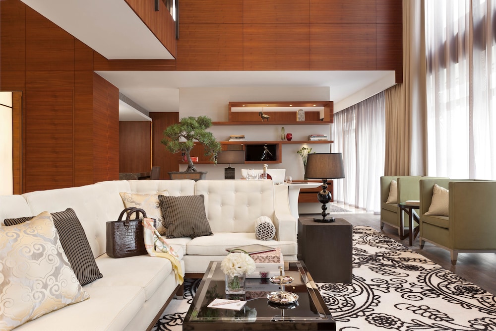 the langham shanghai xintiandi