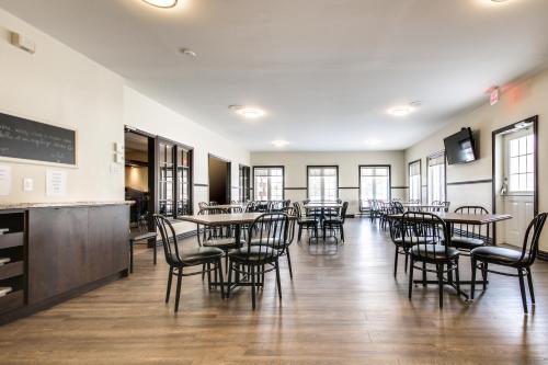 hotel marineau shawinigan