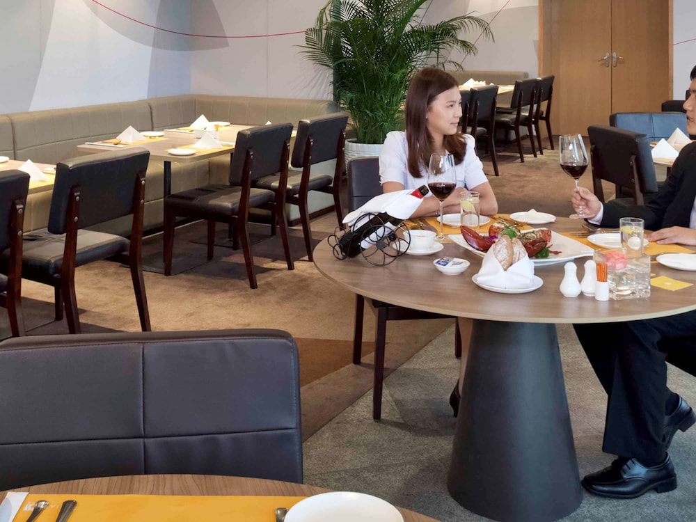 novotel shenzhen watergate