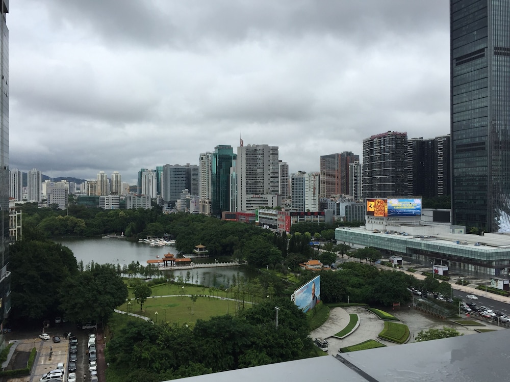 novotel shenzhen watergate