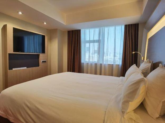 novotel shenzhen watergate