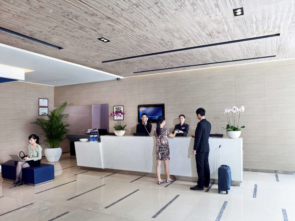 novotel shenzhen watergate