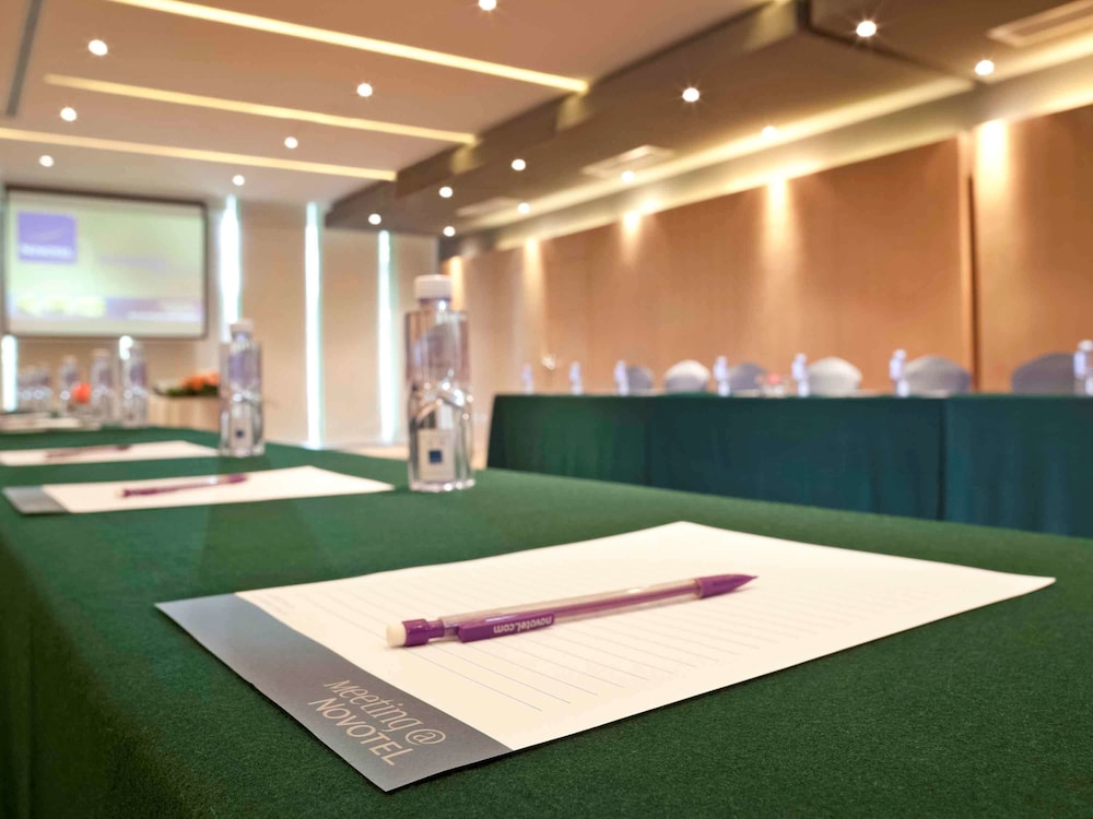 novotel shenzhen watergate