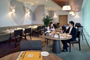 novotel shenzhen watergate