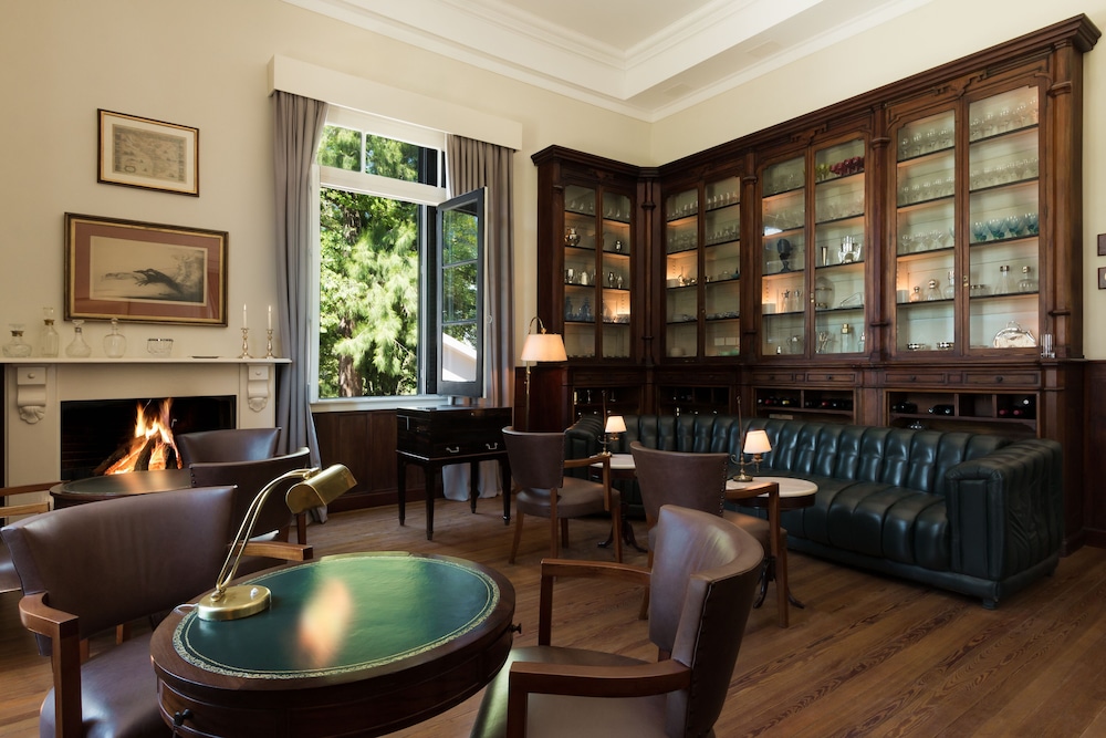 las liebres restaurant and hotel