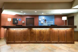 holiday inn express show low by ihg