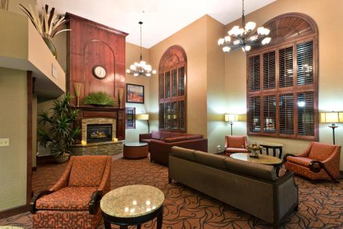 holiday inn express show low by ihg