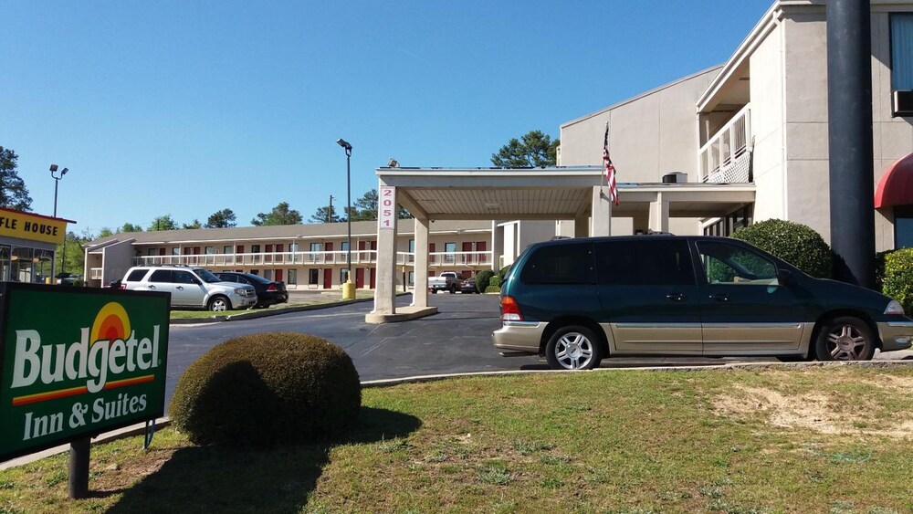 budgetel inn and suites