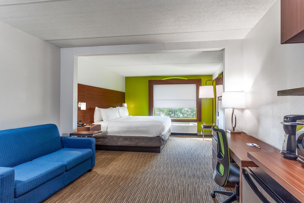 holiday inn express suites augusta west ft gordon