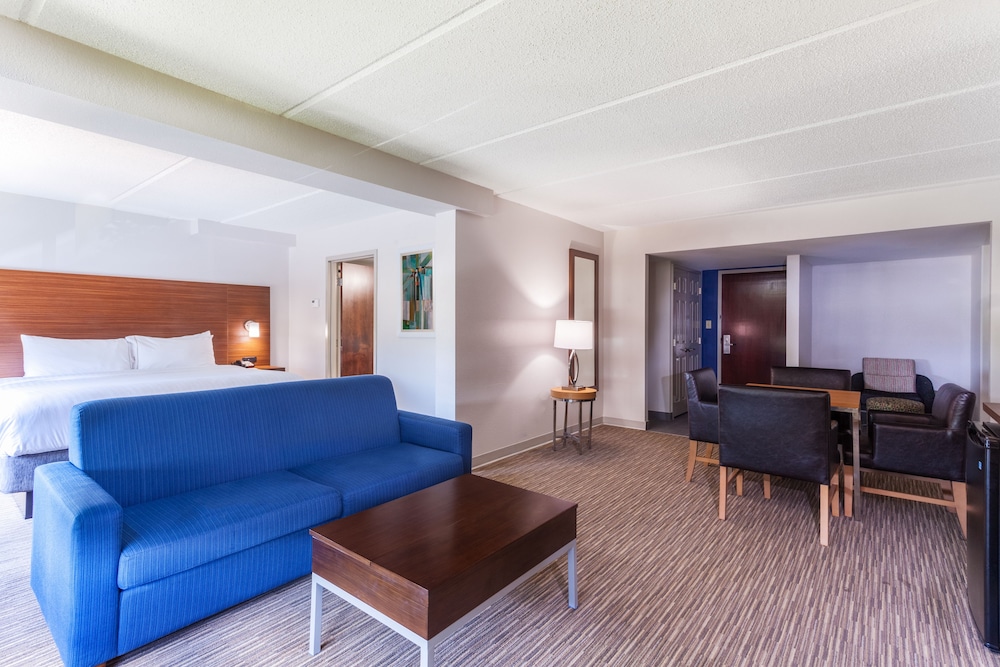 holiday inn express suites augusta west ft gordon
