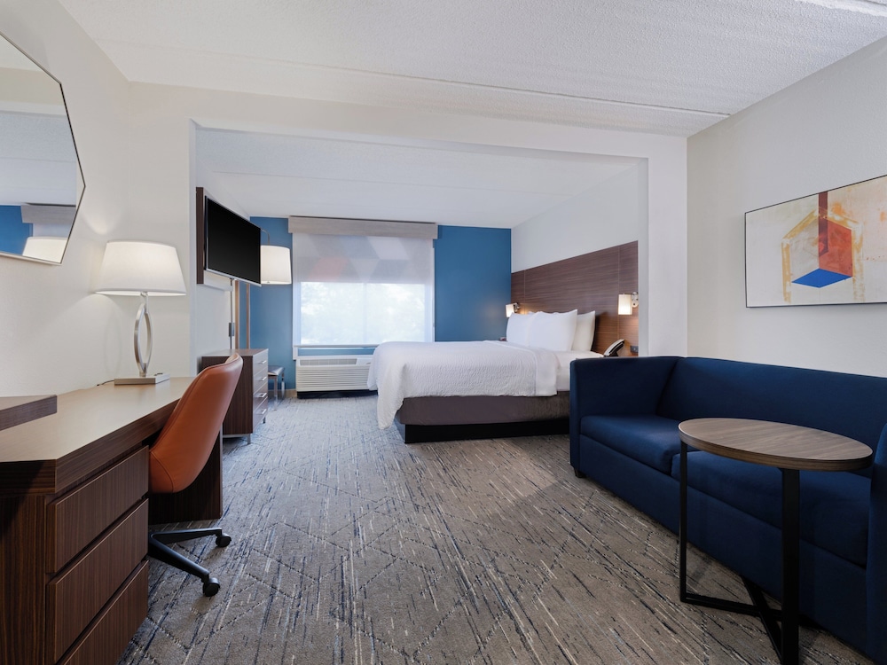 holiday inn express suites augusta west ft gordon