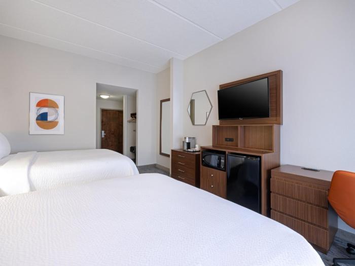 holiday inn express suites augusta west ft gordon