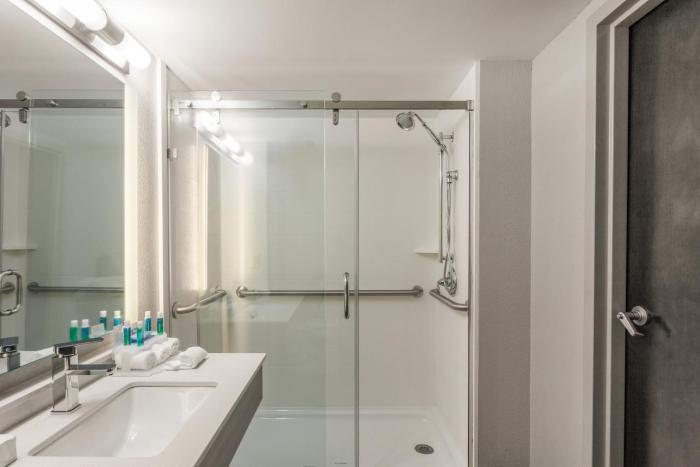 holiday inn express suites augusta west ft gordon