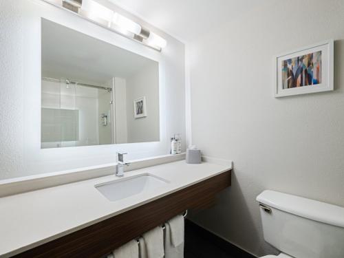 holiday inn express suites augusta west ft gordon