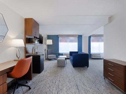holiday inn express suites augusta west ft gordon