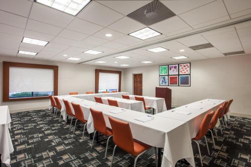 holiday inn express suites augusta west ft gordon