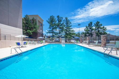 holiday inn express suites augusta west ft gordon