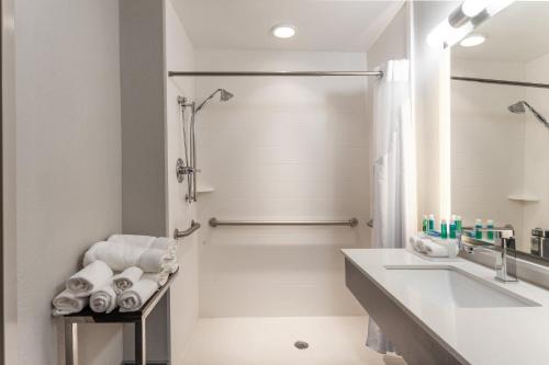holiday inn express suites augusta west ft gordon