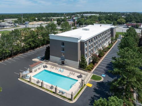 holiday inn express suites augusta west ft gordon