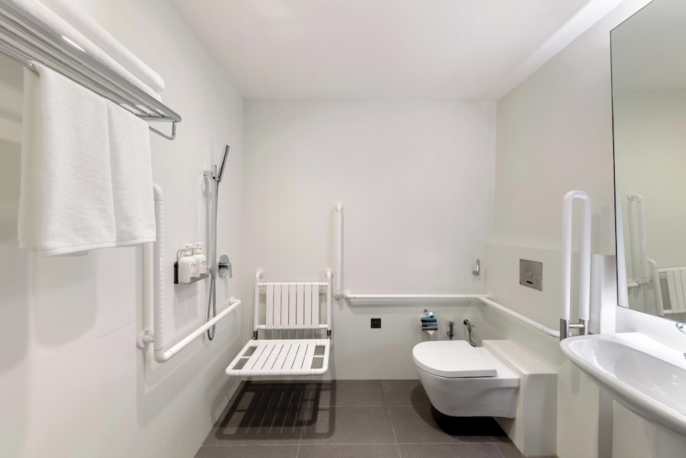 holiday inn express singapore orchard road by ihg