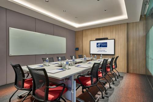 holiday inn express singapore orchard road by ihg