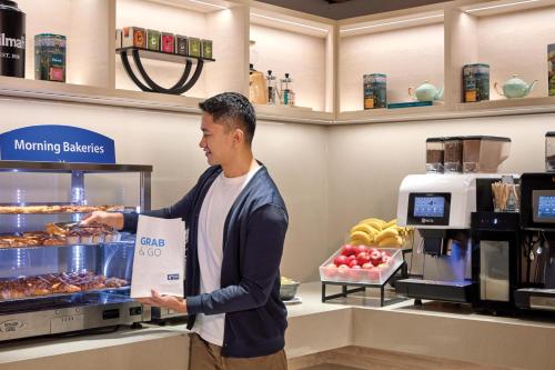 holiday inn express singapore orchard road by ihg