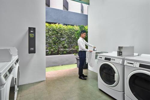 holiday inn express singapore orchard road by ihg
