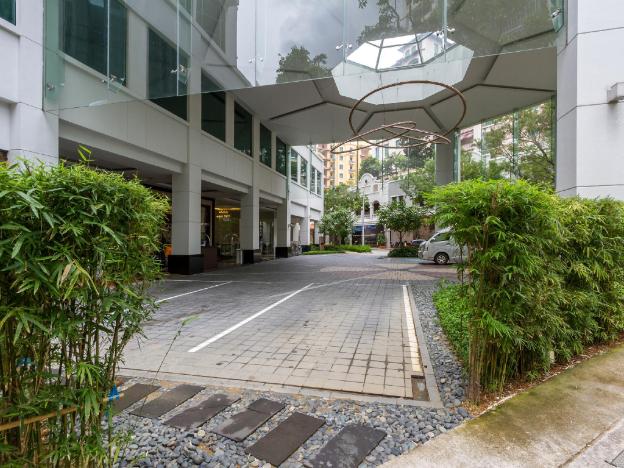 the robertson house by the crest collection