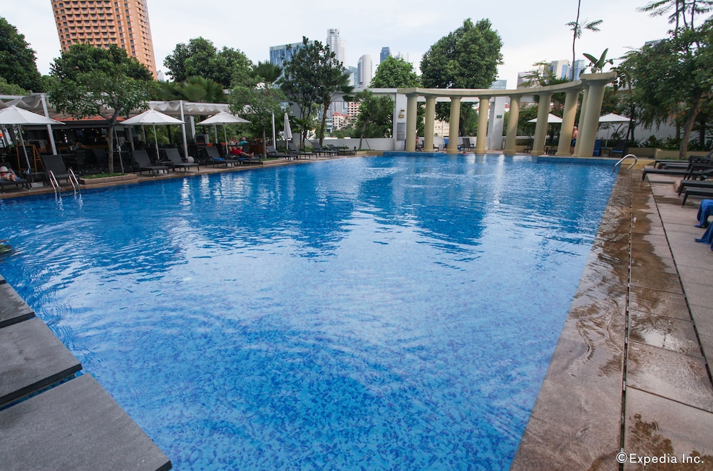 the robertson house by the crest collection