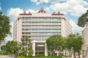 the robertson house by the crest collection