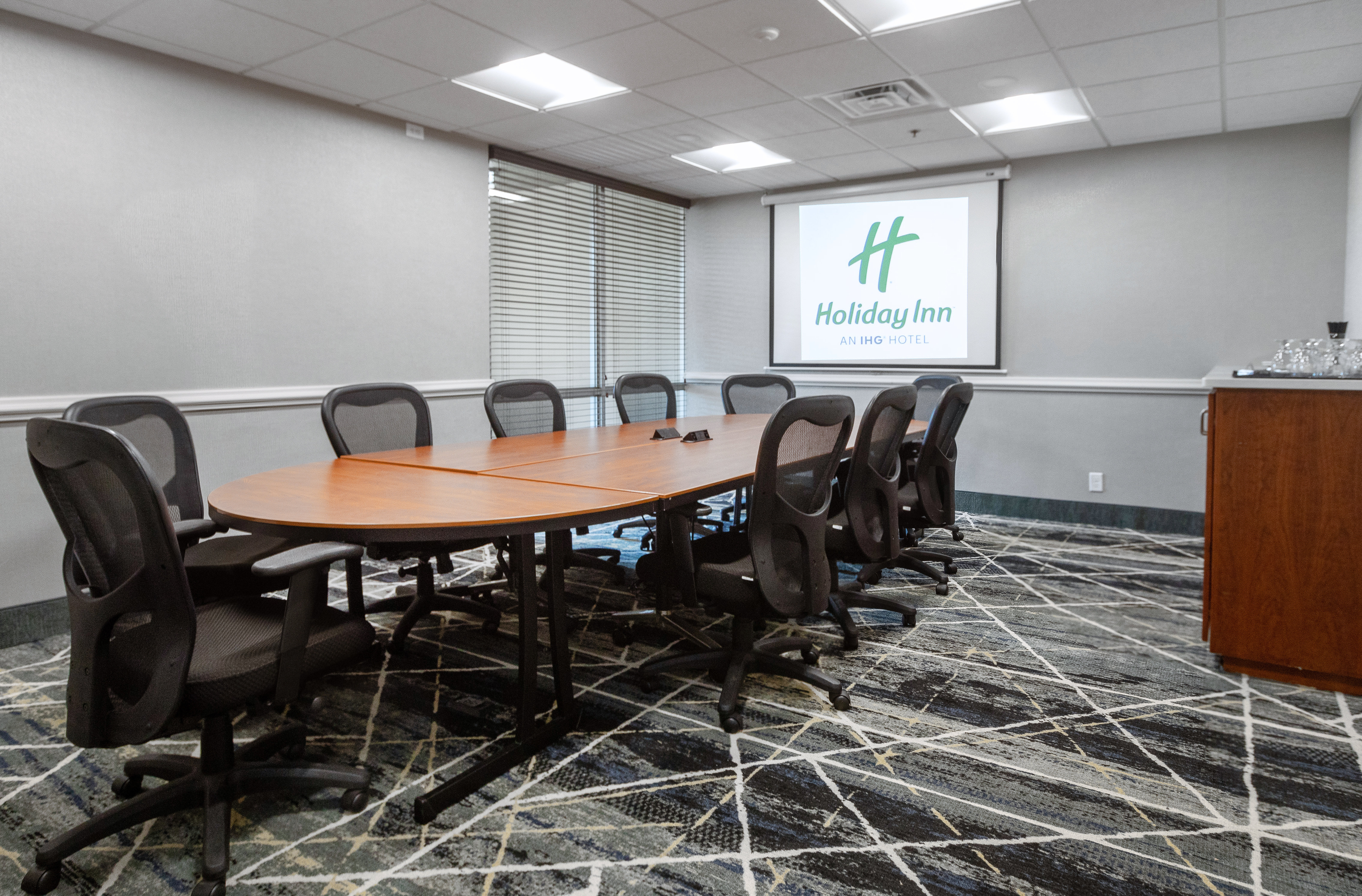holiday inn sioux falls city centre by ihg