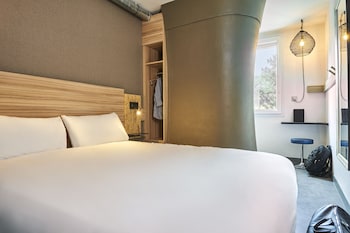 ibis budget paris porte de la chapelle arena