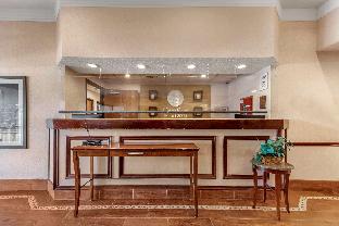 Comfort Inn & Suites Streetsboro - Kent,Aurora>>Akron,3 star